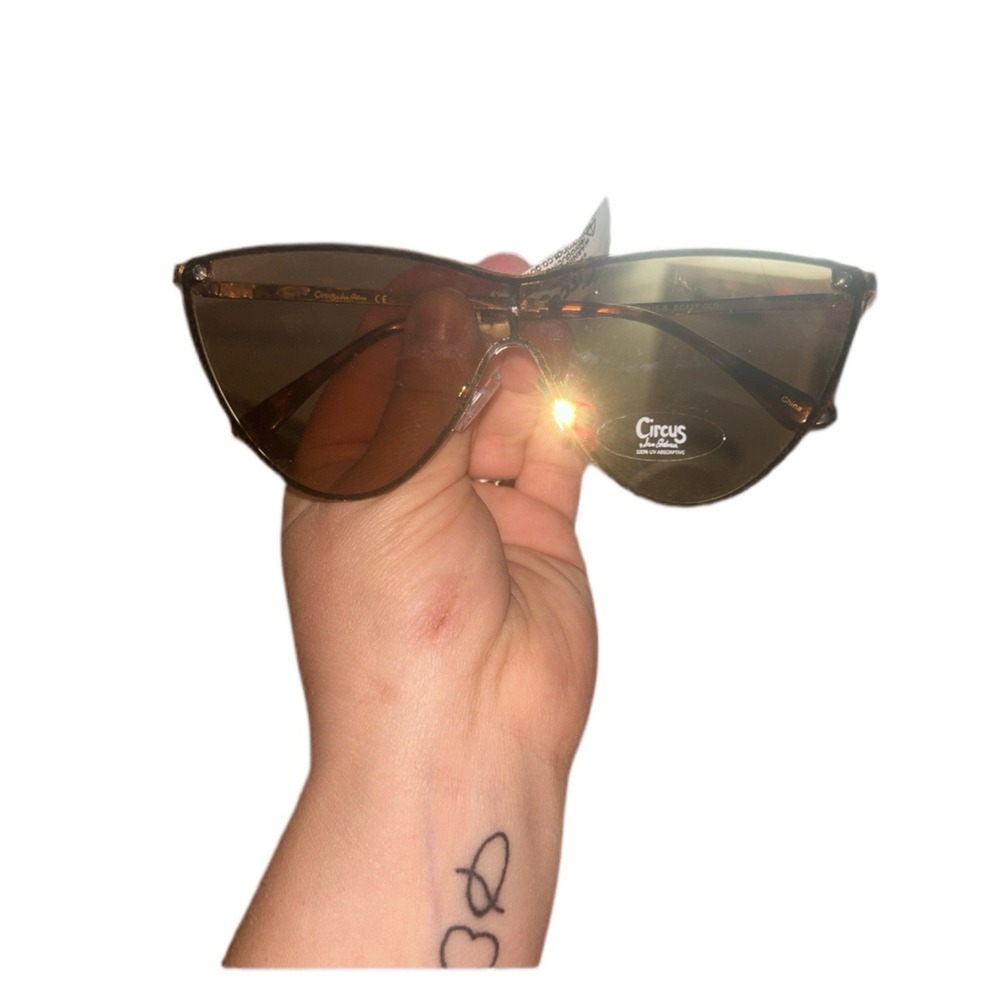Circus NY by Sam Edelman CC427-GLD Gold Wire Cat Eye Sunglasses Brown Lens NWT